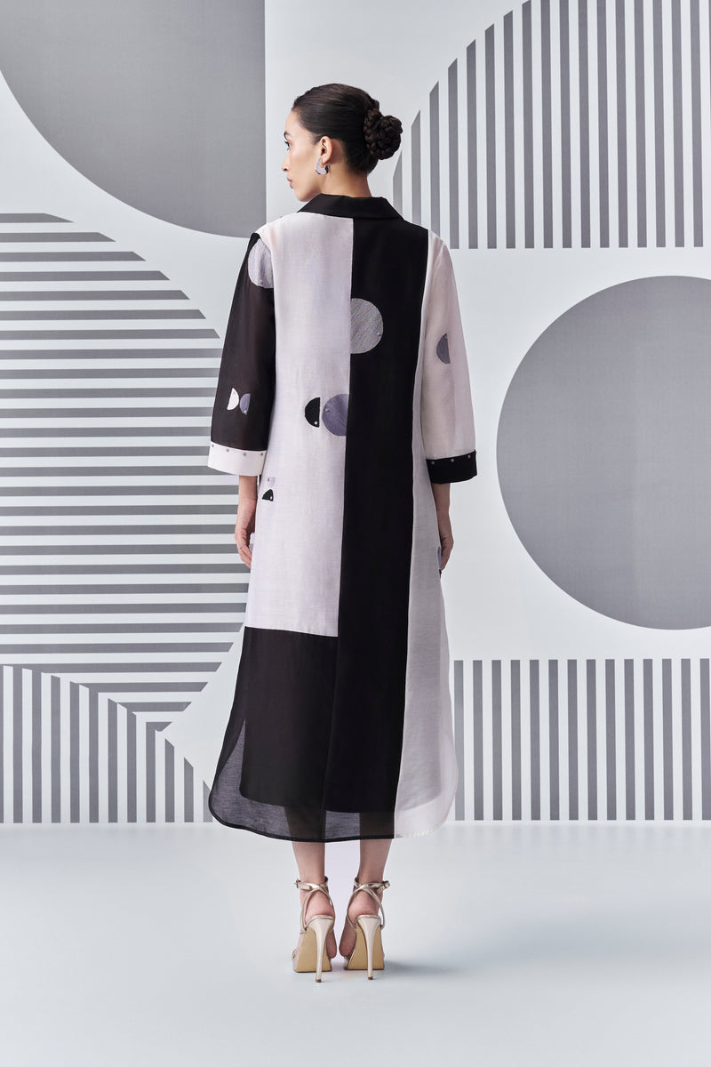 NB UR-35 Bauhaus Color Blocked Shirt Dress